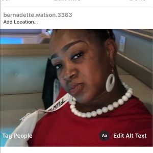 Meet your Posher, Bernadette